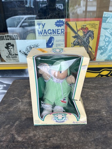 Vintage cabbage patch doll - cabbage, in