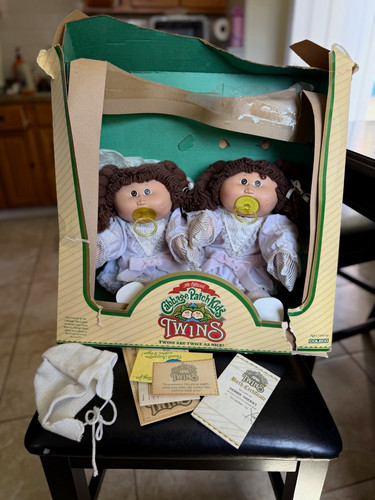Cabbage patch kids twins in - 16,